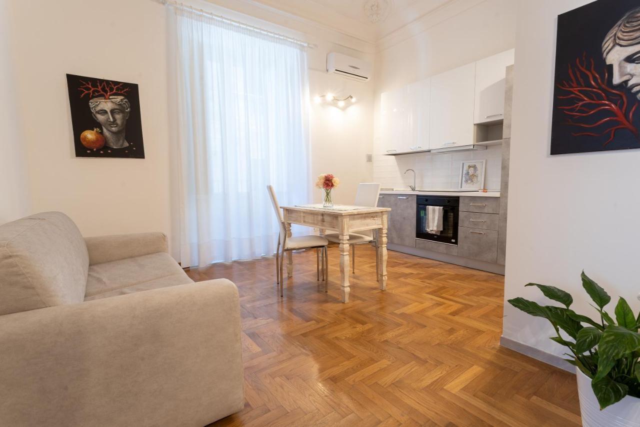 Casa Vacanze Il Duomo Catania Bagian luar foto